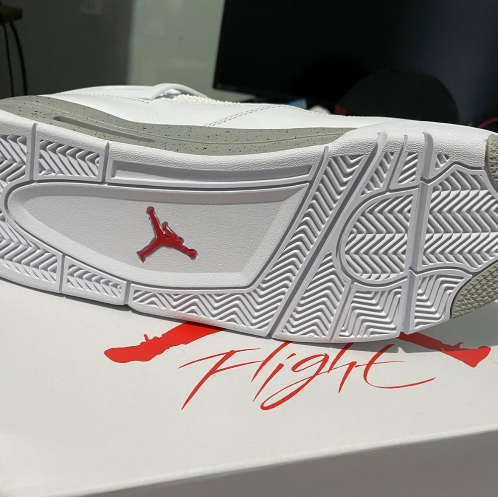 Jordans Air 4 Retro